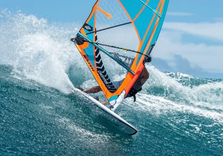 Windsurfing.jpg